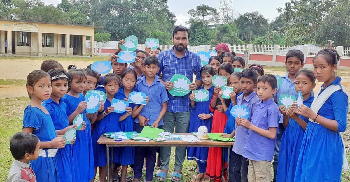 ‘শিক্ষকদের অনেক কিছু বলতে মানা’