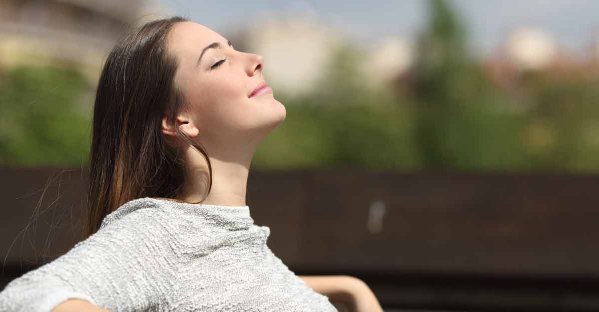 মানসিক সমস্যায় ভুগছেন? মন শান্ত রাখবেন যেভাবে