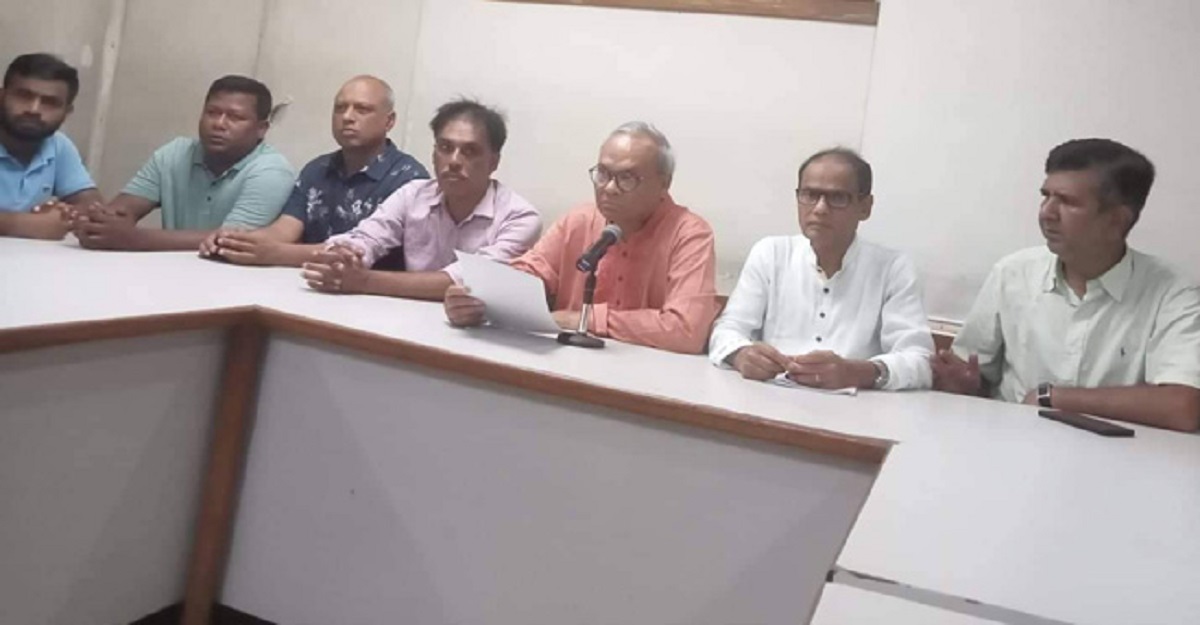 গণসমাবেশ ঠেকাতে সরকার যা করেছে তা কলঙ্কজনক: রিজভী