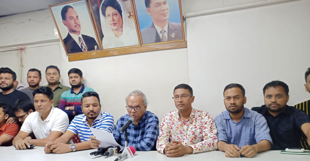 সমাবেশ বানচাল করতেই নয়াপল্টনে ককটেল বিস্ফোরণ: রিজভী