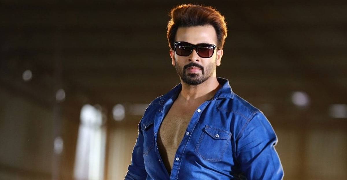 মাস শেষ, খবর নেই ‘শের খান’-এর