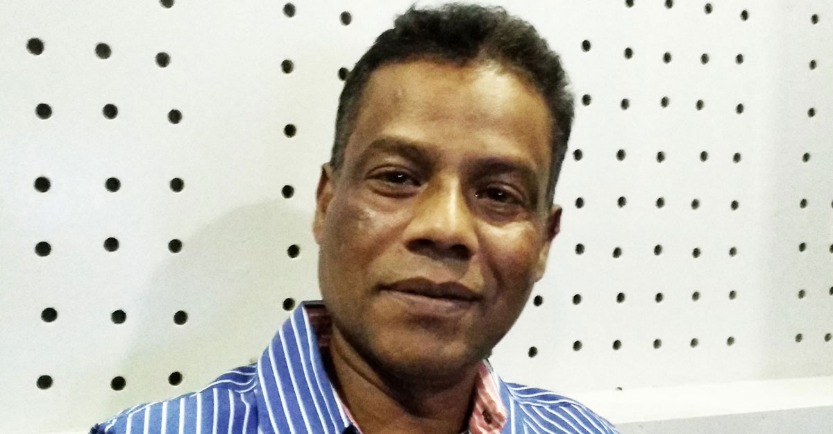 গায়ক আকবর আর নেই