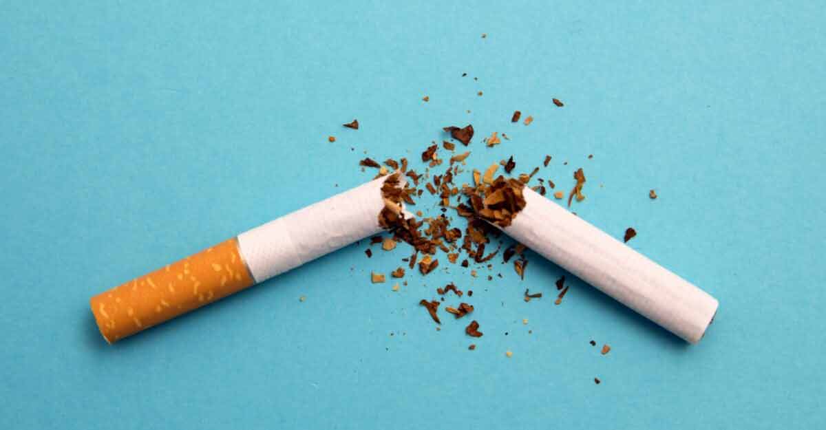 ধূমপান ছাড়তে ভরসা রাখুন এই ৩ পানীয়তে