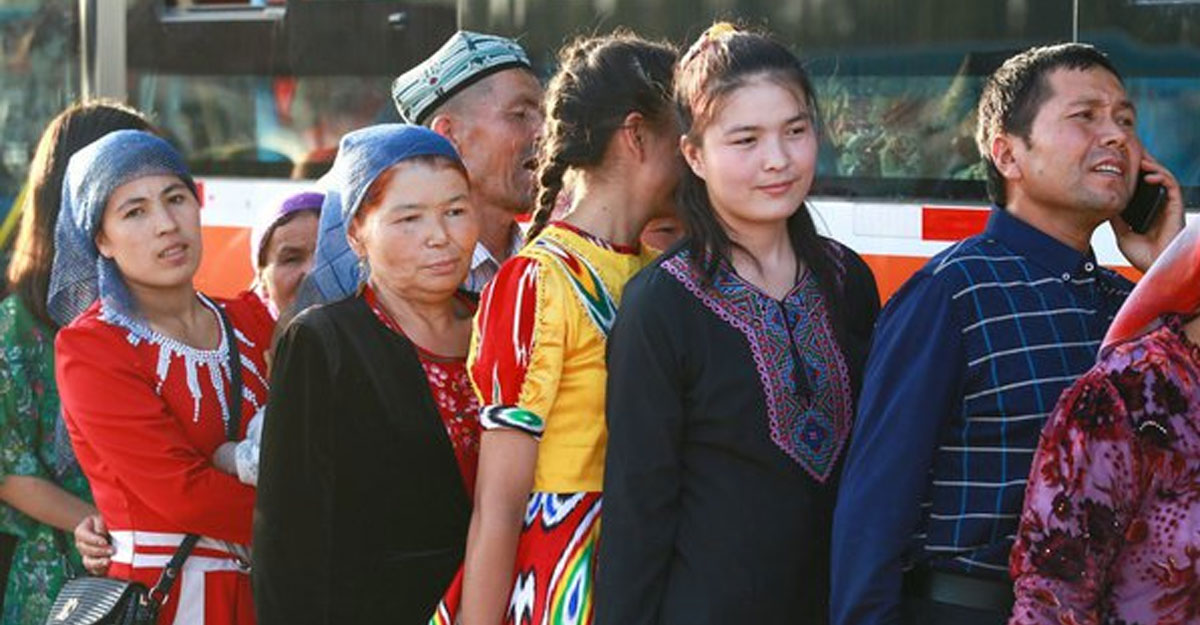 উইঘুর নারীদের অন্য গোষ্ঠীতে বিবাহে বাধ্য করছে চীন!