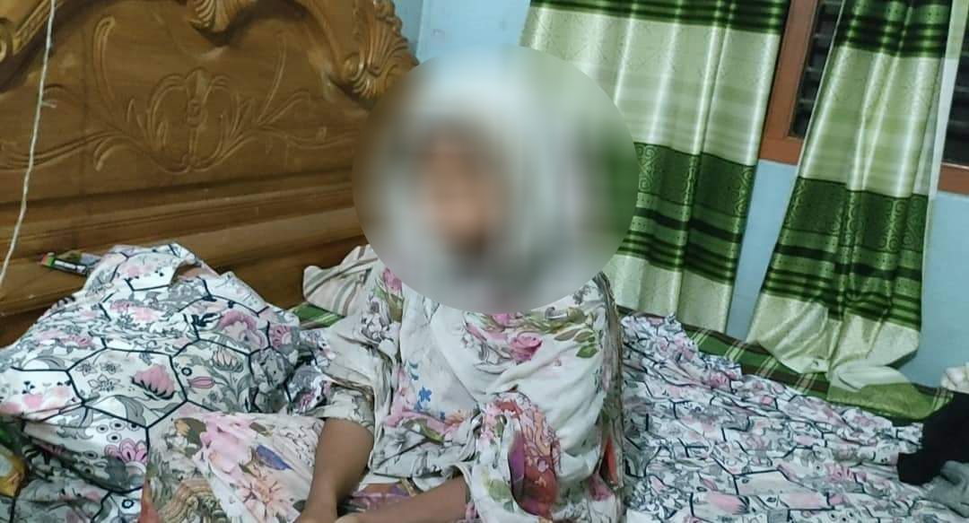 নবীনগরে বিয়ের দাবিতে প্রেমিকের বাড়িতে তরুণীর অনশন