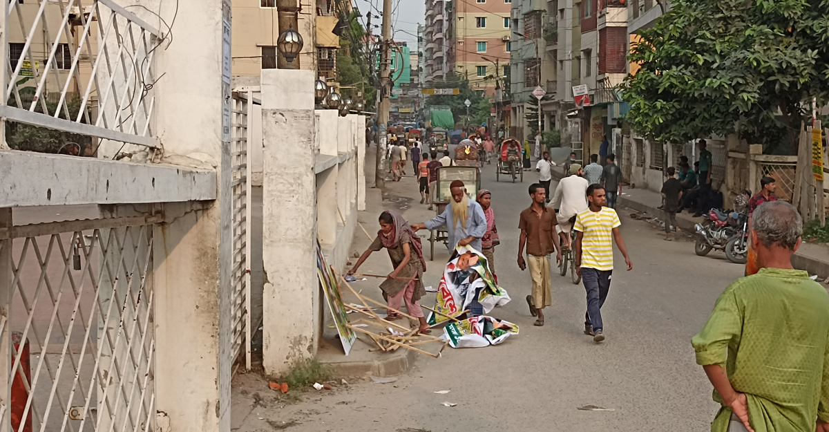 সমাবেশের বাঁশ-লাঠিতে উনুন জ্বলে পারুল-শুকুরদের