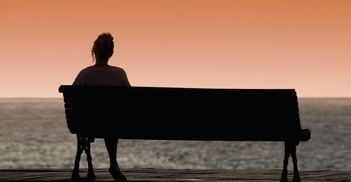 সাফল্যের পথে বাধা হতে পারে একাকিত্ব: গবেষণা