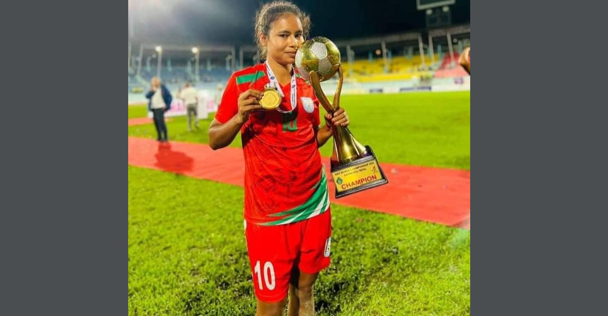 স্বপ্নার জন্য সদ্যপুস্কুরিনীতে আনন্দের ঢেউ