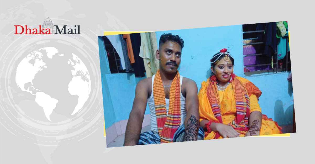 প্রেমের টানে সপরিবারে চাঁদপুরে মালয়েশিয়ান তরুণী