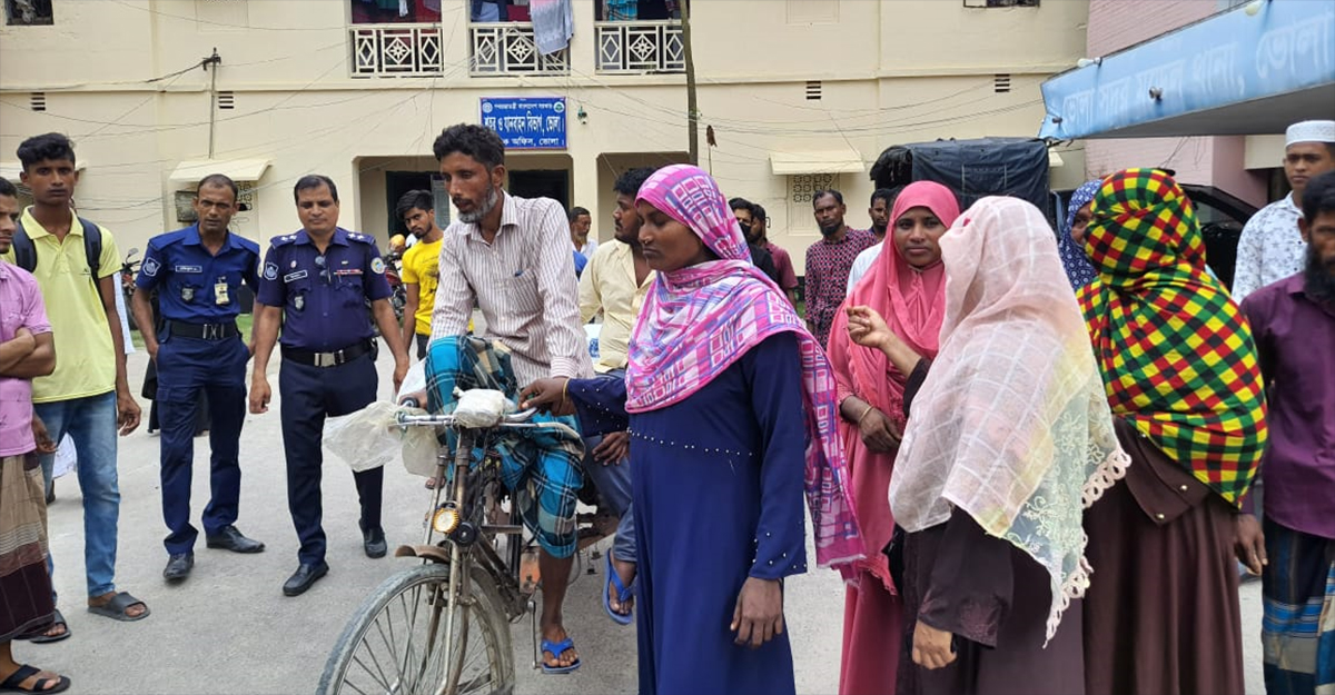 ভোলায় দুই সন্তানের জননীর ঝুলন্ত মরদেহ উদ্ধার