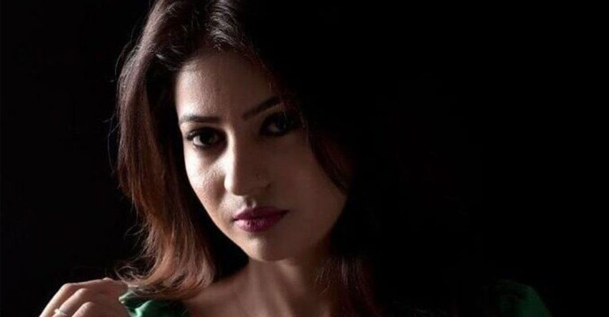 দেহ ব্যবসার অভিযোগে গ্রেফতার অভিনেত্রী