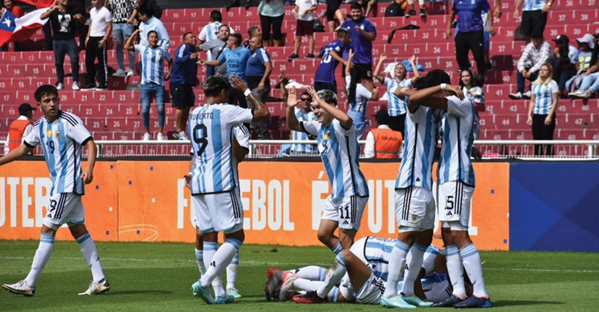 শ্বাসরুদ্ধকর ম্যাচে আর্জেন্টিনার নাটকীয় জয়