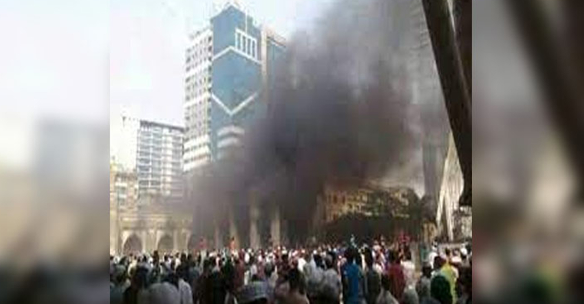এবার বায়তুল মোকাররম মার্কেটে আগুন