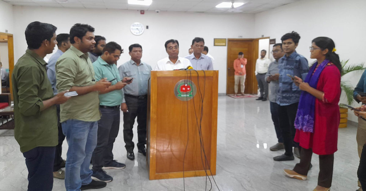 নিবন্ধনের জন্য ইসির সংক্ষিপ্ত তালিকায় এবি পার্টিসহ ১২ দল