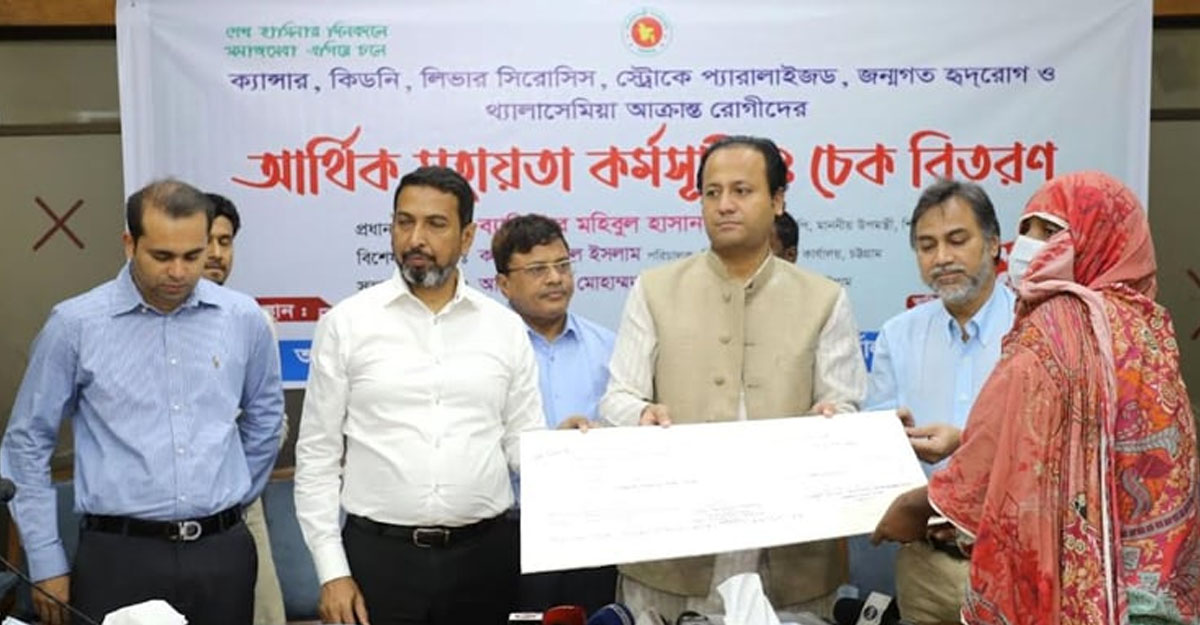 দেশে বছরে ৩ লাখ লোক জটিল রোগে মৃত্যুবরণ করে: শিক্ষা উপমন্ত্রী