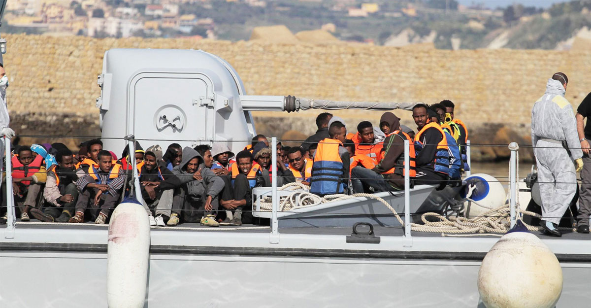 ভূমধ্যসাগর থেকে ৬০০ অভিবাসনপ্রত্যাশীকে উদ্ধার করেছে ইতালি