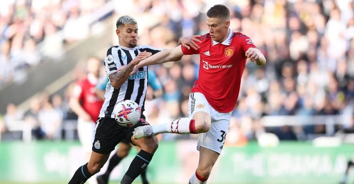 ম্যানইউকে হারিয়ে তৃতীয় স্থানে নিউক্যাসেল