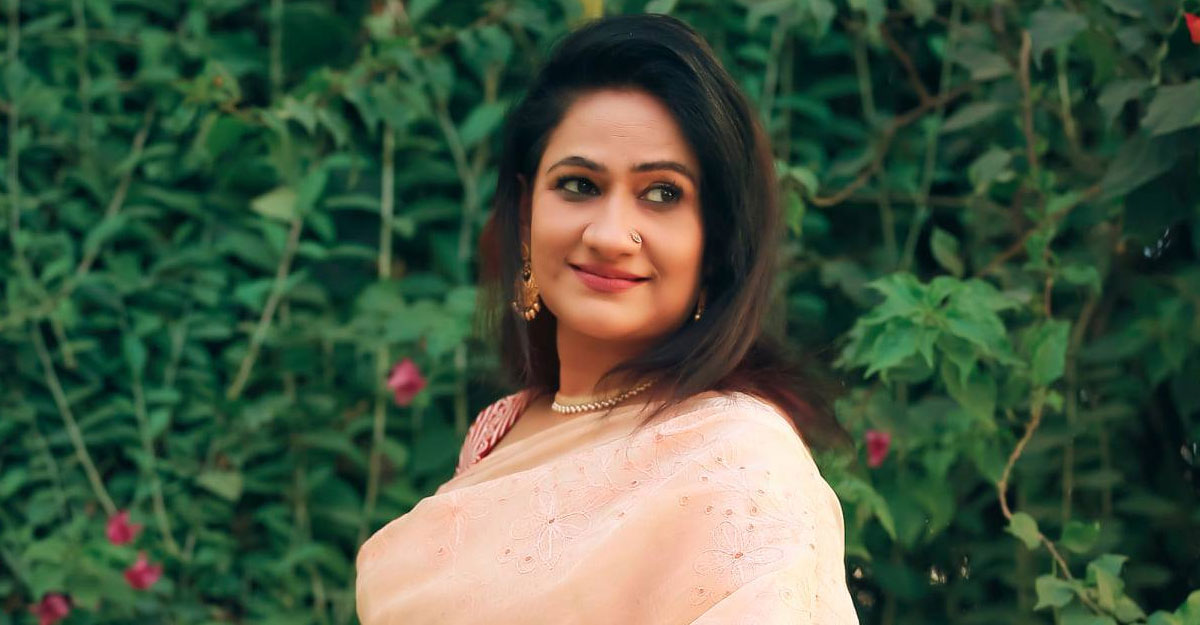 অভিনেত্রী মনিরা মিঠুর বাসায় চুরি