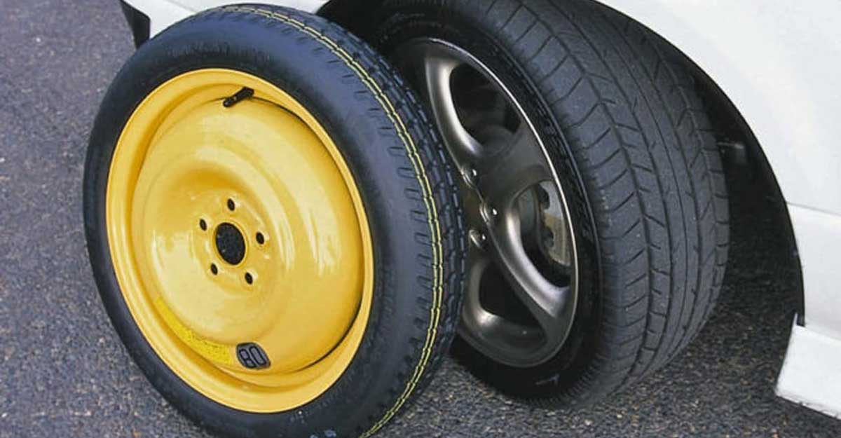 গাড়ির স্পেয়ার চাকা অন্য চাকার চেয়ে ছোট হয় কেন?