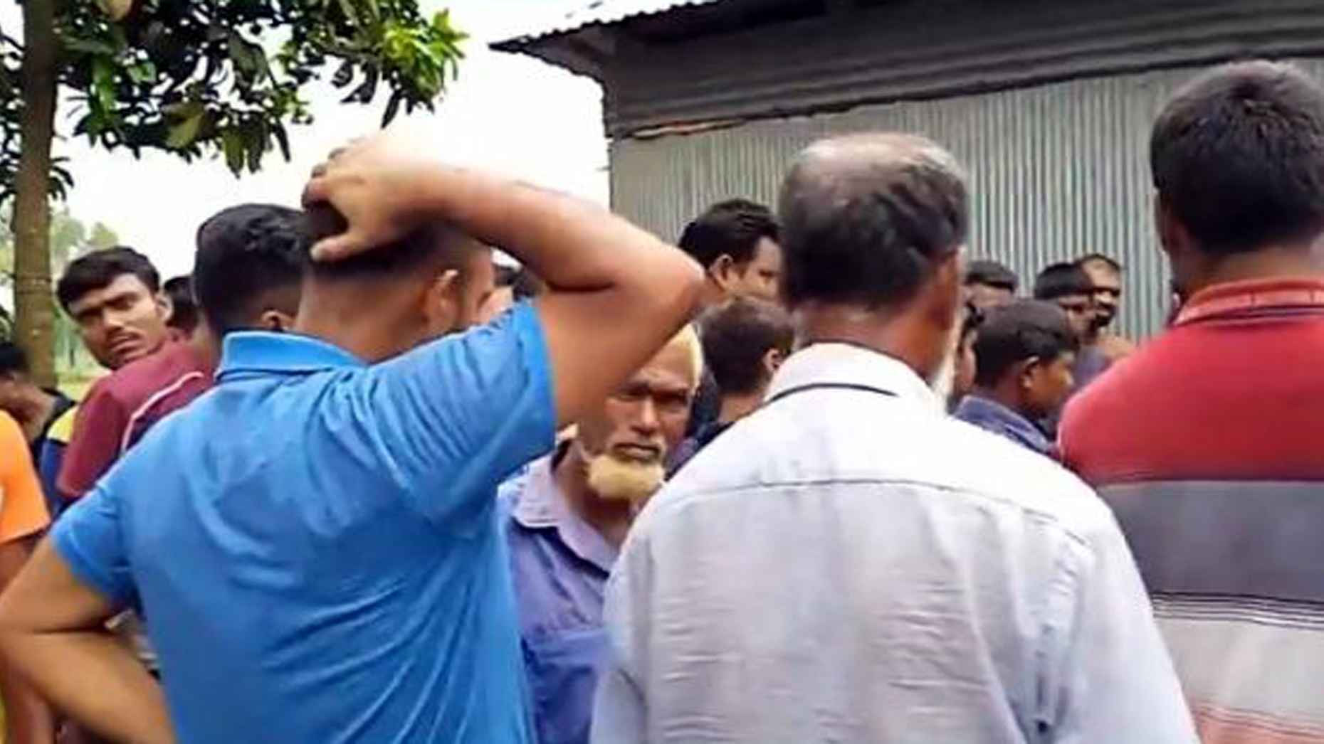 রংপুরে বাবা মারা যাওয়ায় ছেলের আত্মহত্যা