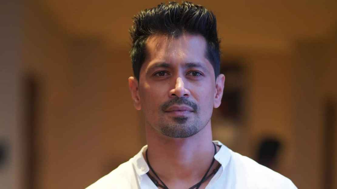 ‘মাসুদ রানা’কে দক্ষিণ এশিয়ার ‘বন্ড’ ভাবছেন তারা: এবিএম সুমন