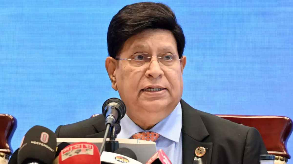 খালেদা জিয়াকে চিকিৎসার জন্য বিদেশ পাঠানো নিয়ে যা বললেন মোমেন