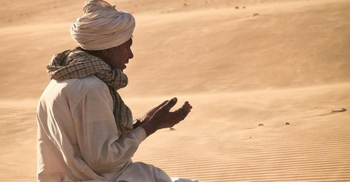 ৩ সময় সেজদায় গিয়ে দোয়া করলে কবুল হয়