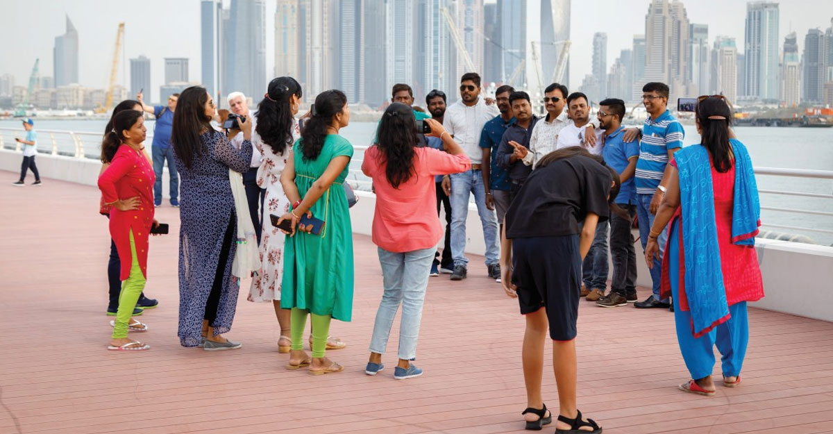 আমিরাতে এক কোটি জনসংখ্যার ৩৫ লাখই ভারতীয়!