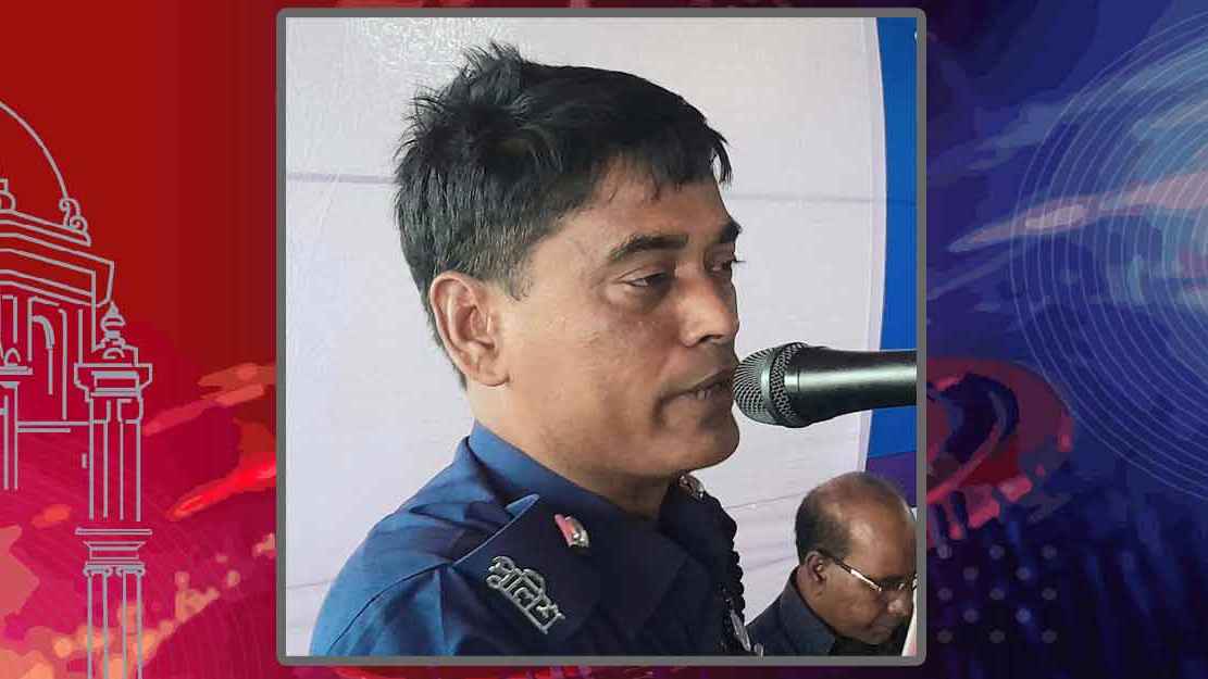 নৌকার জন্য ভোট চাইলেন ওসি