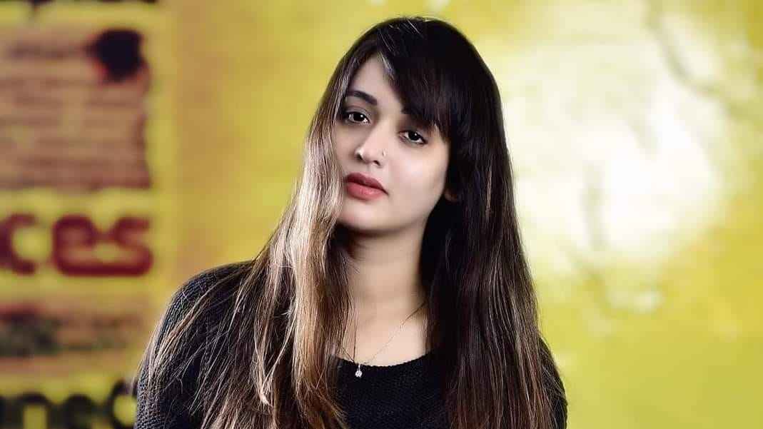 বছর শেষে অহনার ‘কাবিন’