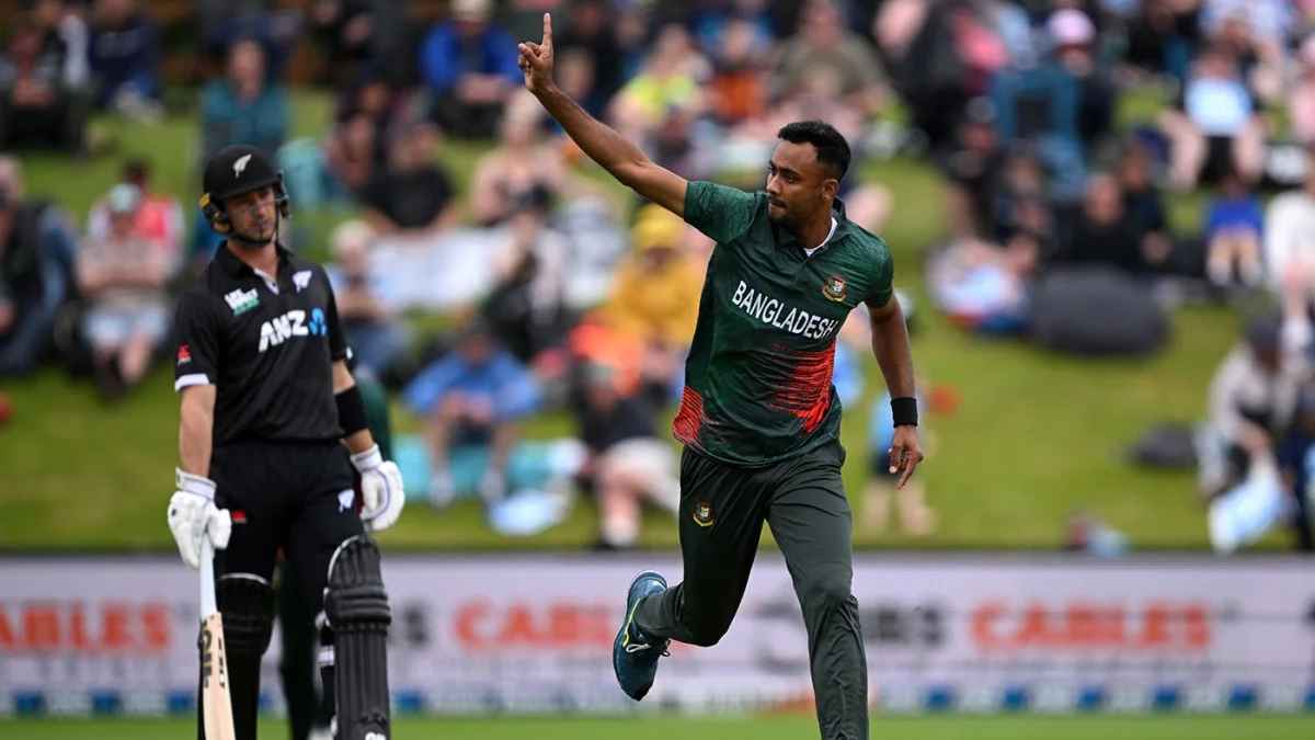 বাংলাদেশেকে ২৪০ রানের লক্ষ্য দিল নিউজিল্যান্ড