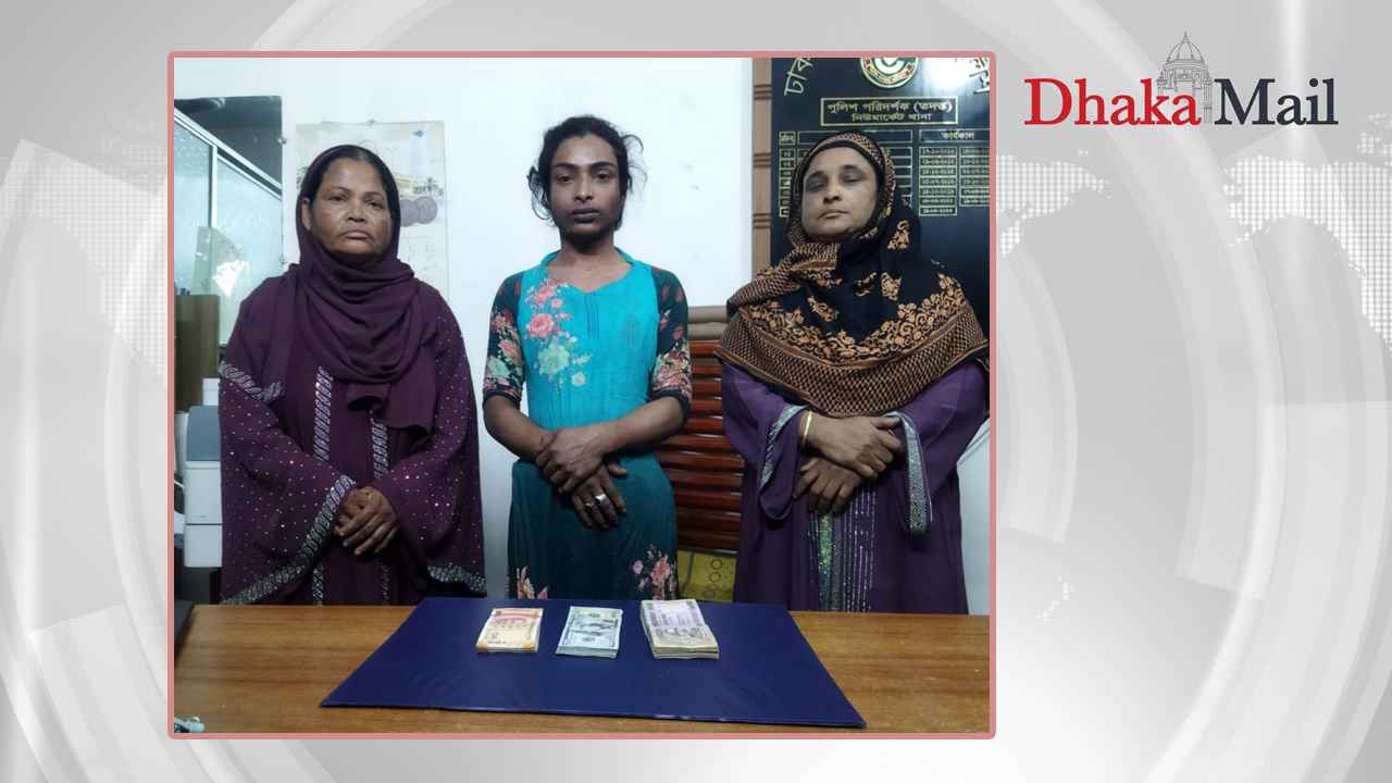 সখ্য গড়ে চুরি, হিজড়াসহ গ্রেফতার ৪