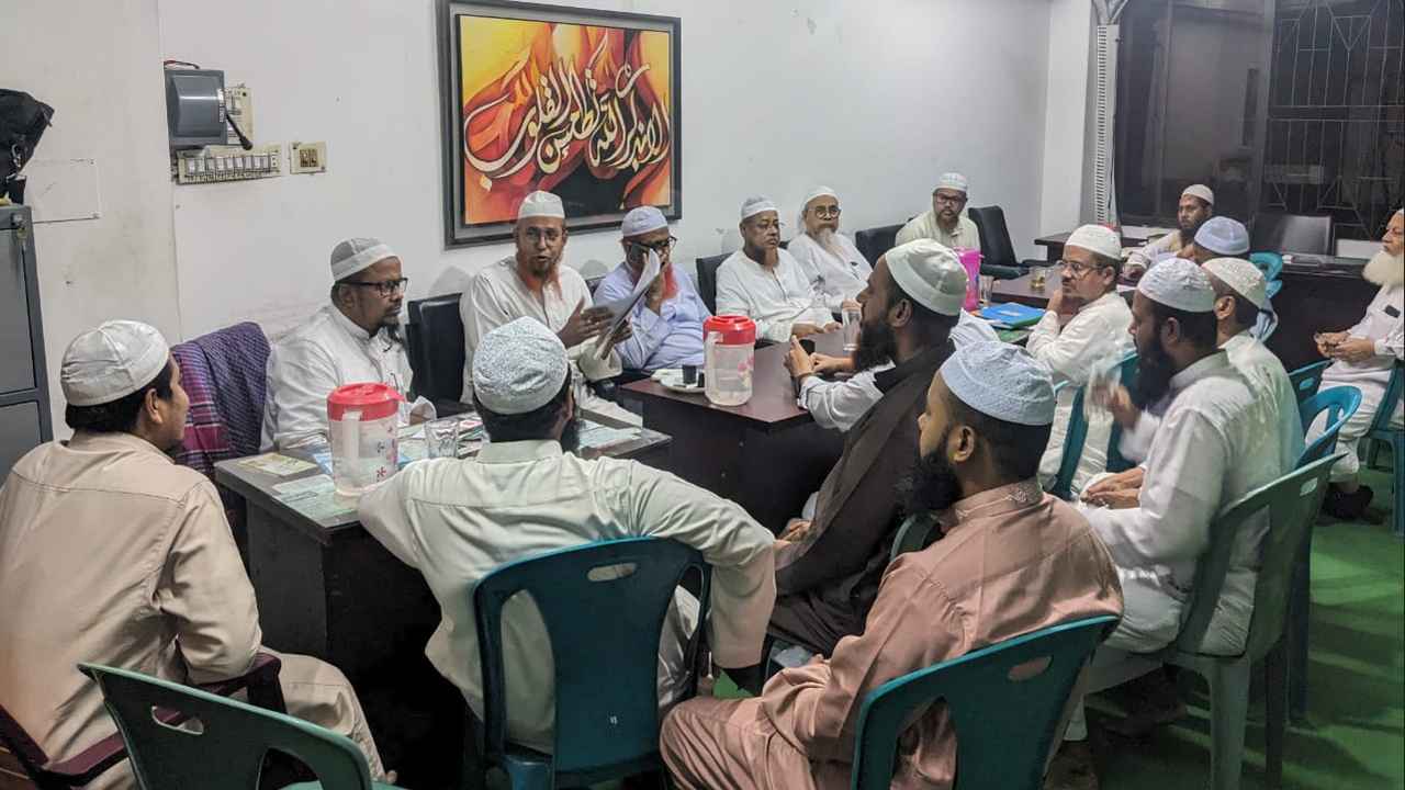 ভোটে যাওয়ায় ইসলামী আন্দোলনের দুই নেতাকে অব্যাহতি