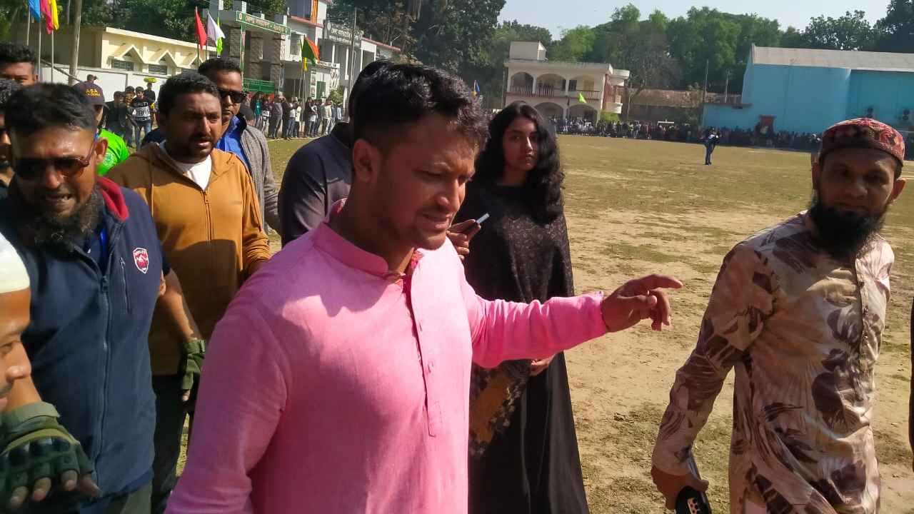 সাকিবের প্রচারণায় মাগুরায় এক ঝাক তারকা ক্রিকেটার