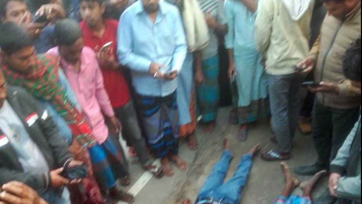 চৌগাছায় ট্রাকচাপায় মোটরসাইকেলের ২ আরোহী নিহত