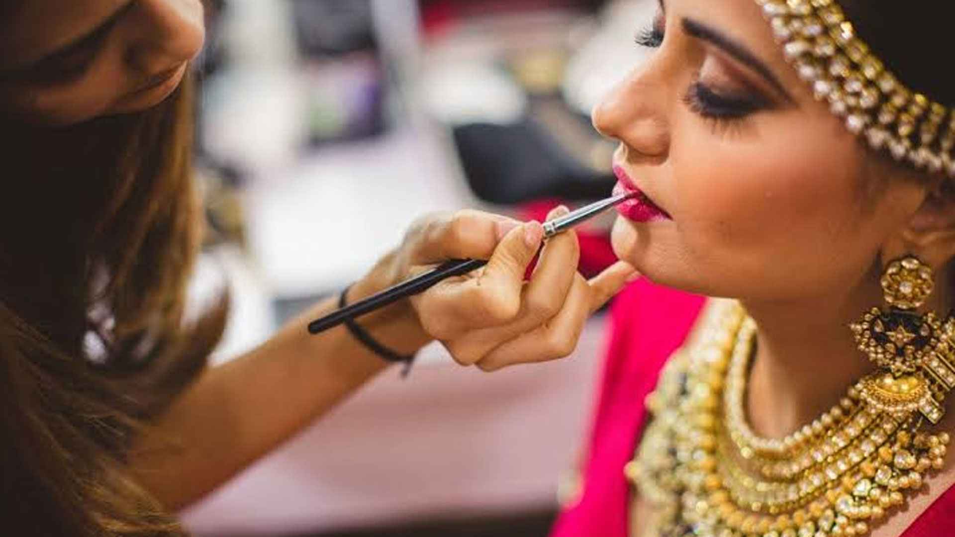 কনের সাজ, কোন পার্লারে কত খরচ?