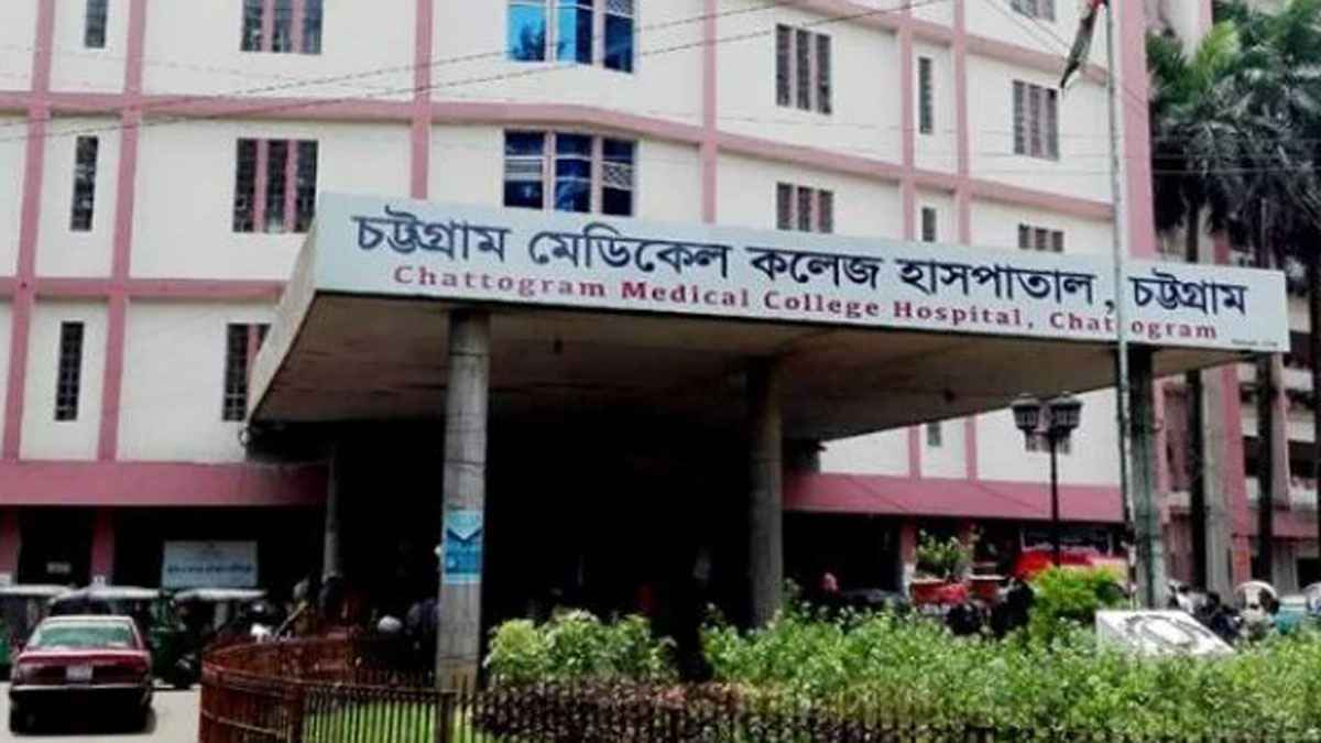 স্বামীর বাড়ি থেকে বাবার বাড়িতে এসে গৃহবধুর আত্মহত্যা