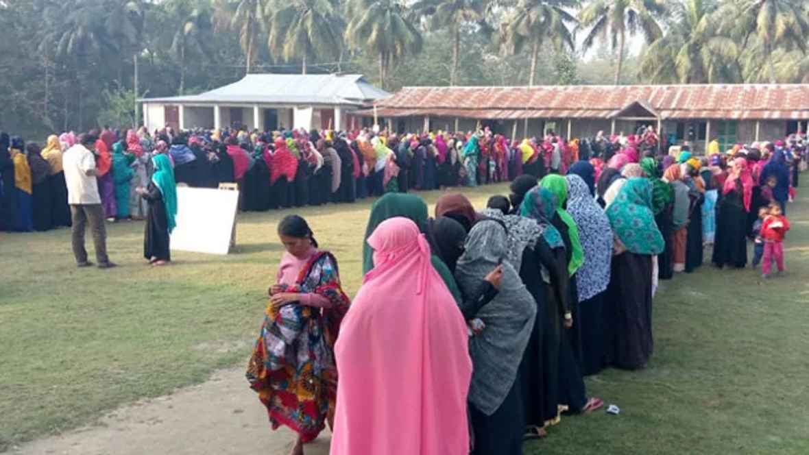 ভোটার আনতে যানবাহন ব্যবহার করতে পারবেন না প্রার্থীরা