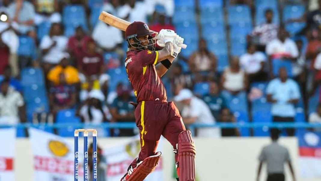 রেকর্ড শতকের পর হোপ জানালেন তাঁর অনুপ্রেরণা ধোনি