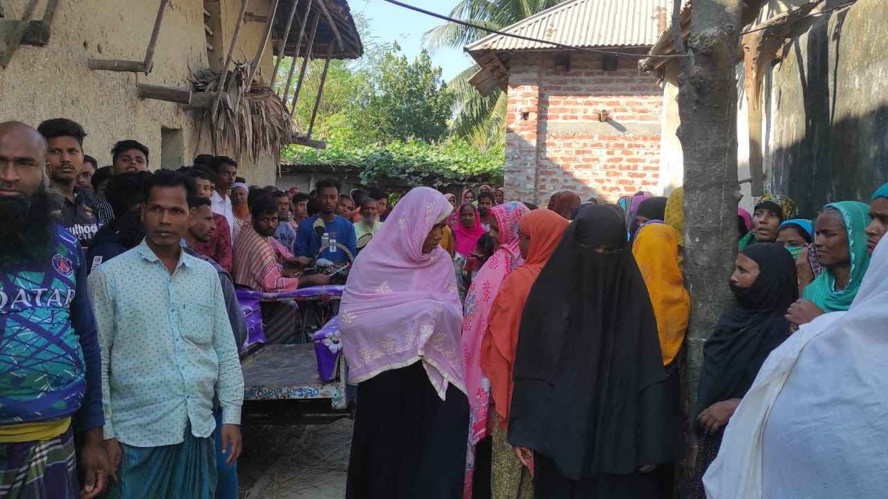 জয়পুরহাটে ধারালো অস্ত্র দিয়ে শয়নকক্ষে এক বৃদ্ধকে হত্যা