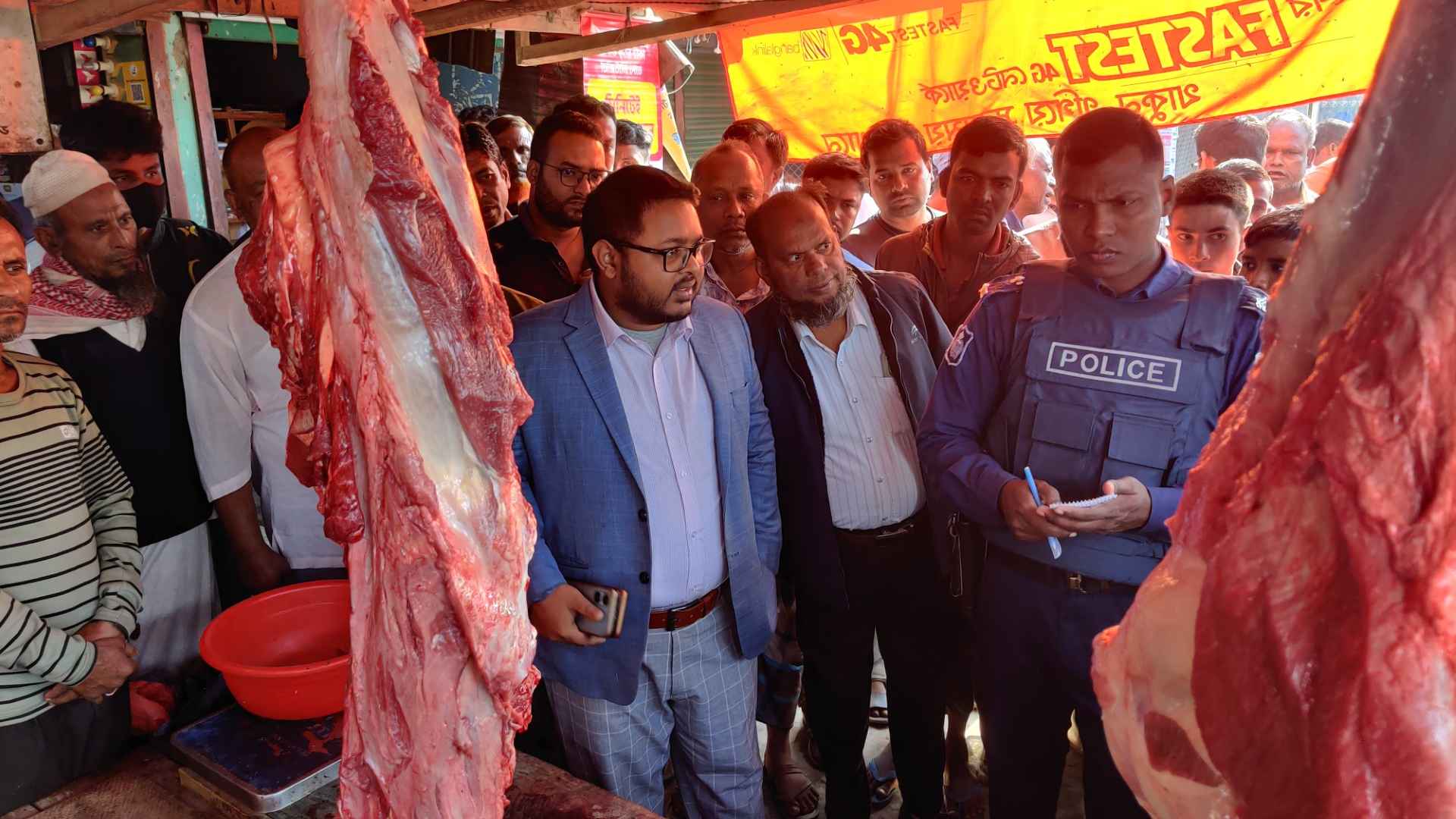 পচা মাংস বিক্রির দায়ে ১ মাসের জেল, দোকান সিলগালা