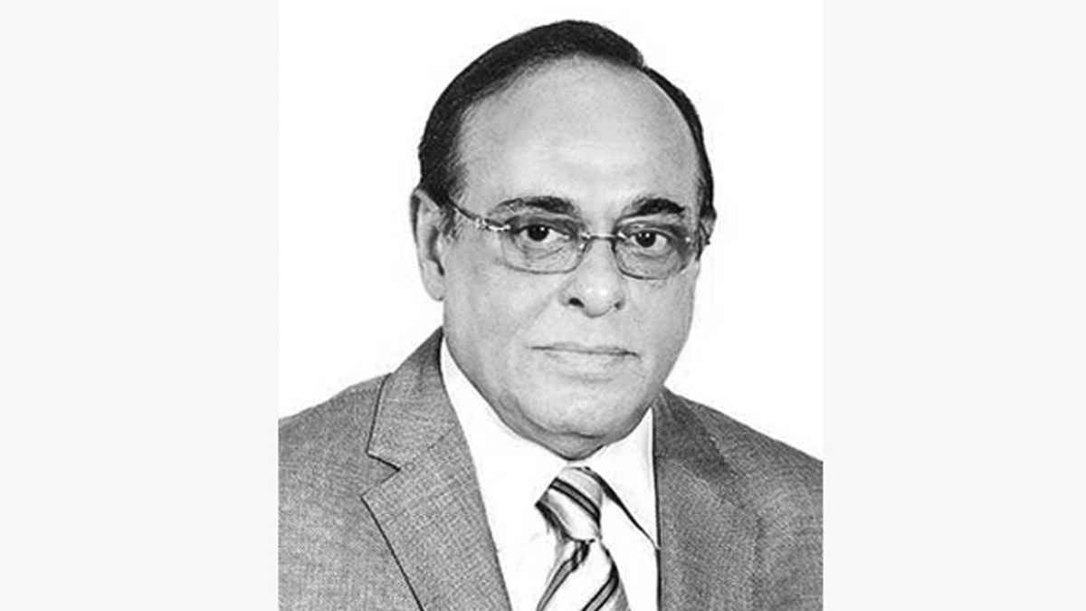 দুই দফা জানাজা শেষে আজিমপুরে সমাহিত হবেন ব্যারিস্টার মইনুল