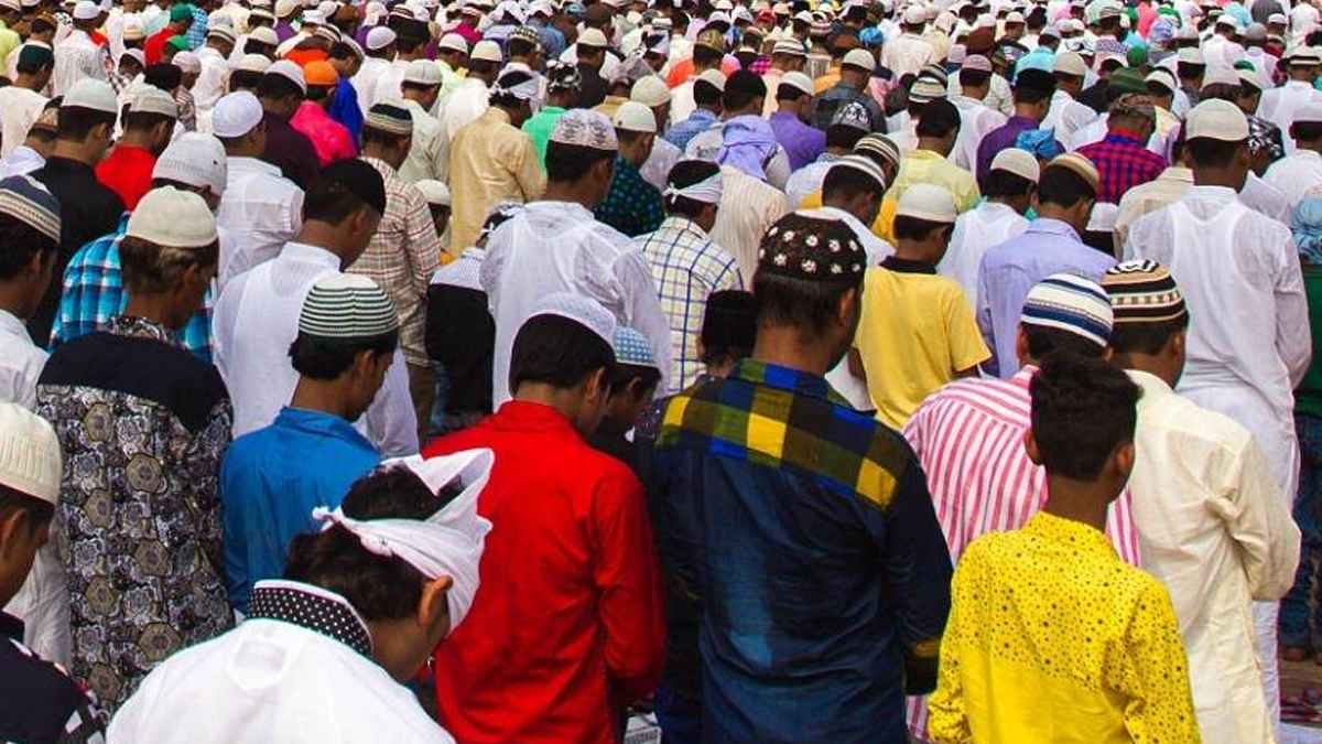 আঙ্গুল ফোটালে নামাজ ভেঙে যাবে?