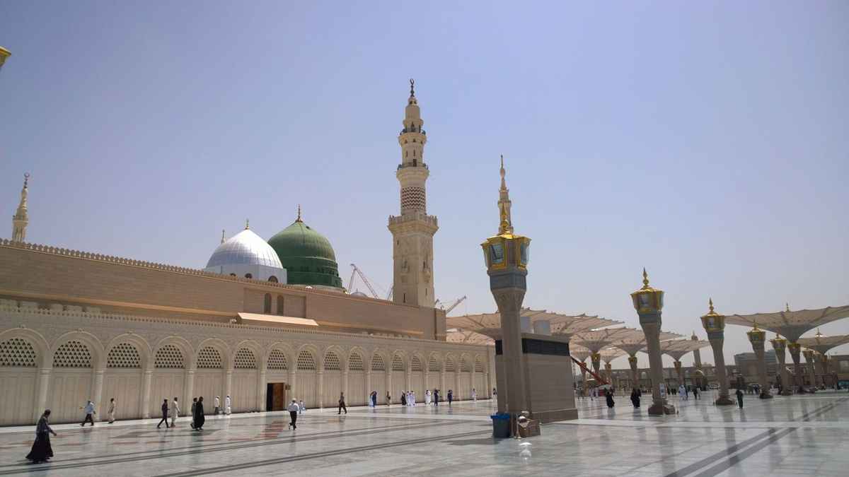 নবীজির প্রিয় ৩ সুগন্ধি