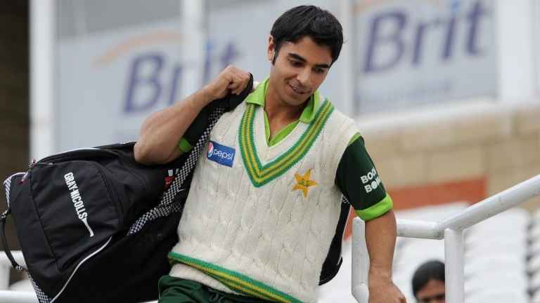 একদিনের মাথায় সালমান বাটকে সরিয়ে দিল পিসিবি