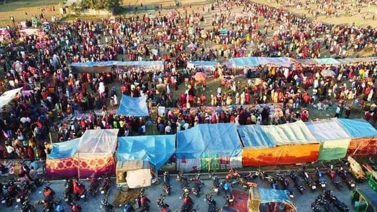 ২০০ বছরের ‘পৌষমেলা’য় শীতেও উষ্ণ দর্শনার্থীরা