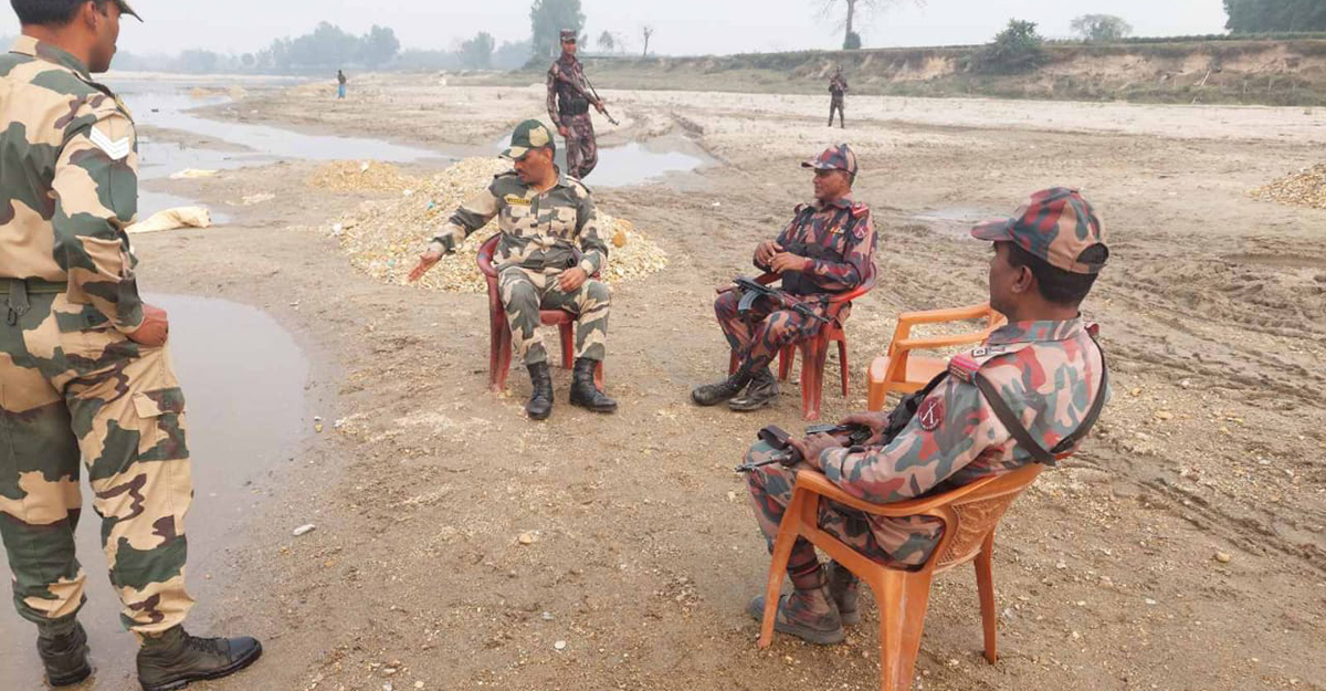 বাংলাবান্ধায় বিএসএফের গুলিতে আহত পাথর শ্রমিক, বিজিবির প্রতিবাদ