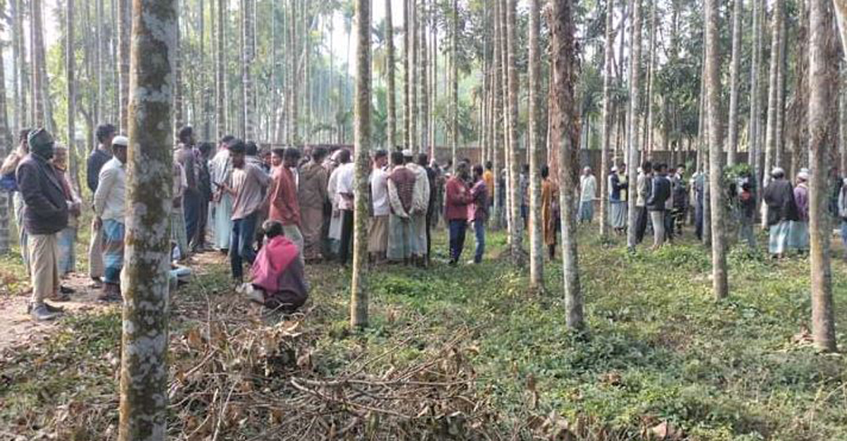 ঈদগাঁওতে অজ্ঞাত যুবকের রক্তাক্ত মরদেহ উদ্ধার