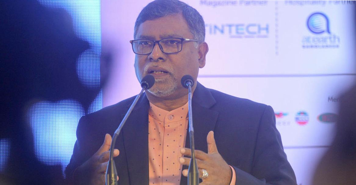 সেবা দিতে না পারলে বেতন নিচ্ছেন কেন, ইউএইচএফপিওদের মন্ত্রী