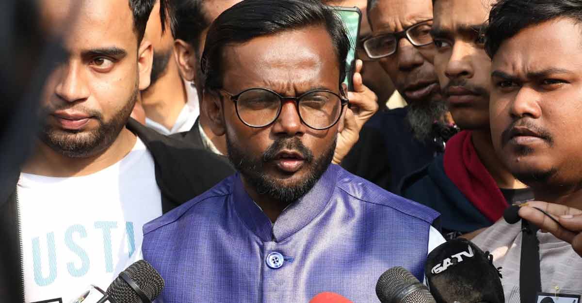 দেশে প্রথম রেকর্ড হিরো আলমের